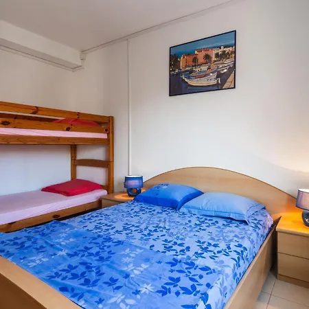 Two-bedroom In * Supetar